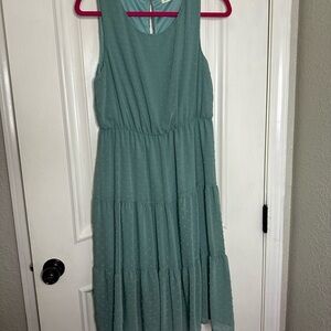 Reb In J spring blue dress.